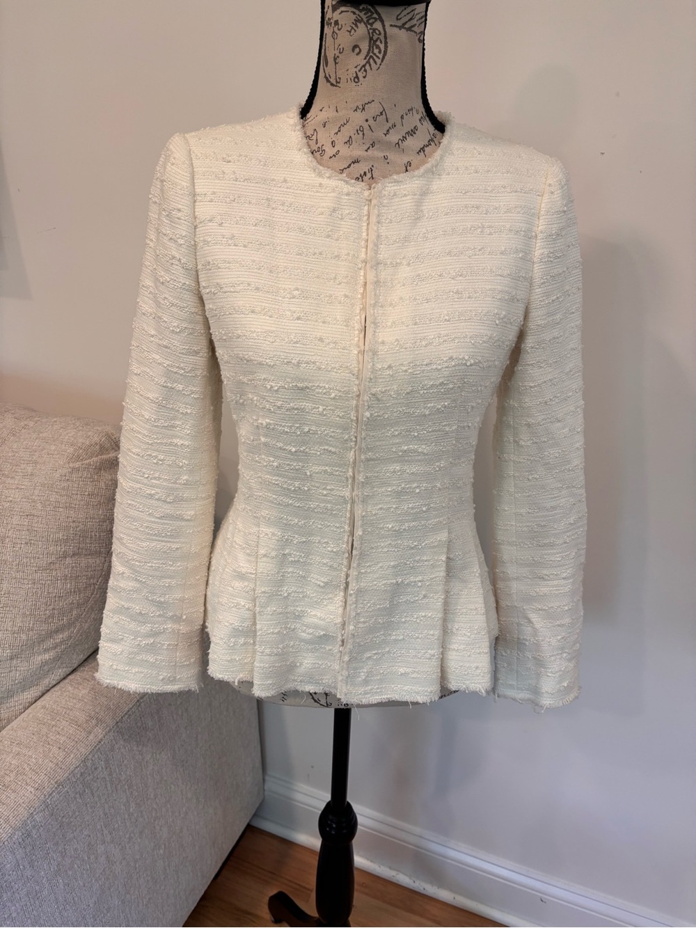 Joie cream tweed jacket size 2